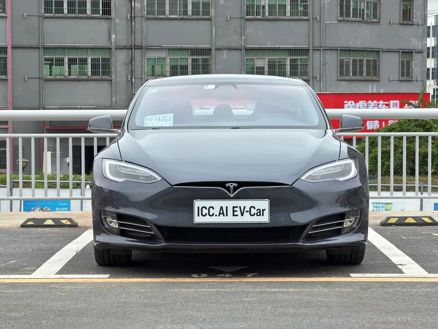 TESLA MODEL S