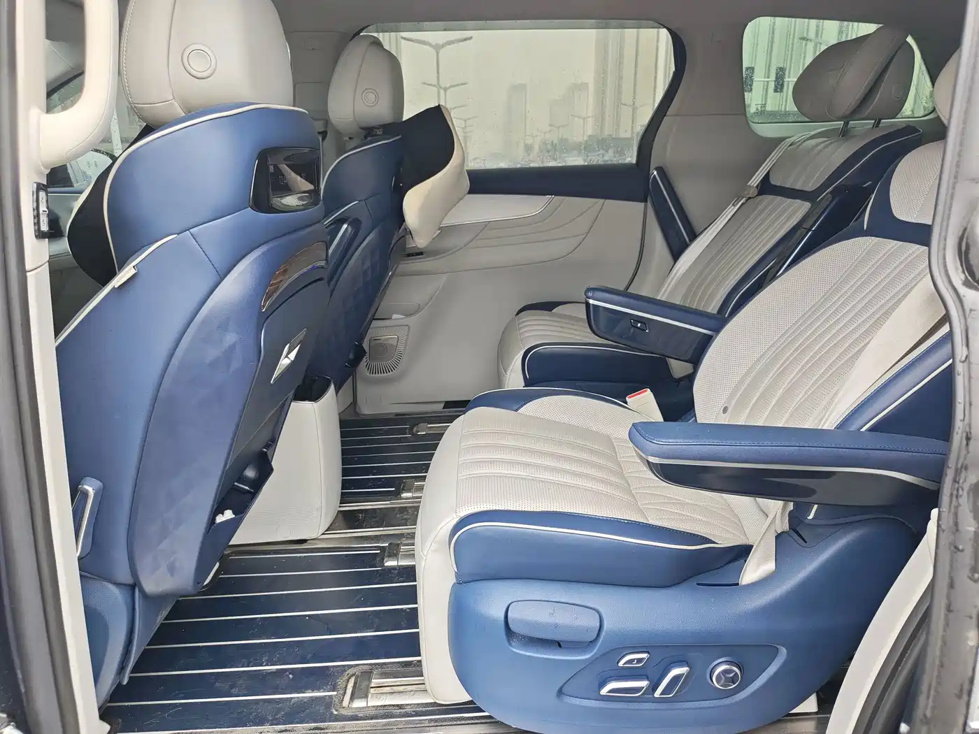 Roewe iMAX8 2021 2021 400TGI Supreme Series Ultimate Edition