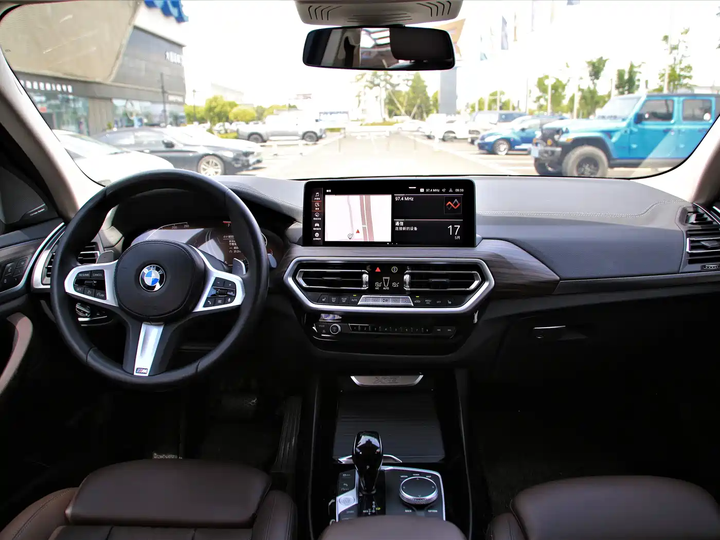 BMW X3 2022 xDrive30i Leading M Night Package фото 7