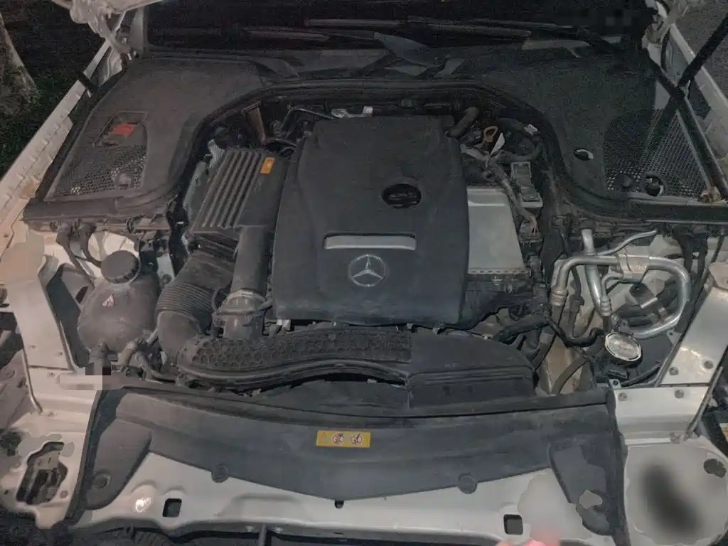 Фото 16 - Mercedes-Benz E-Class
