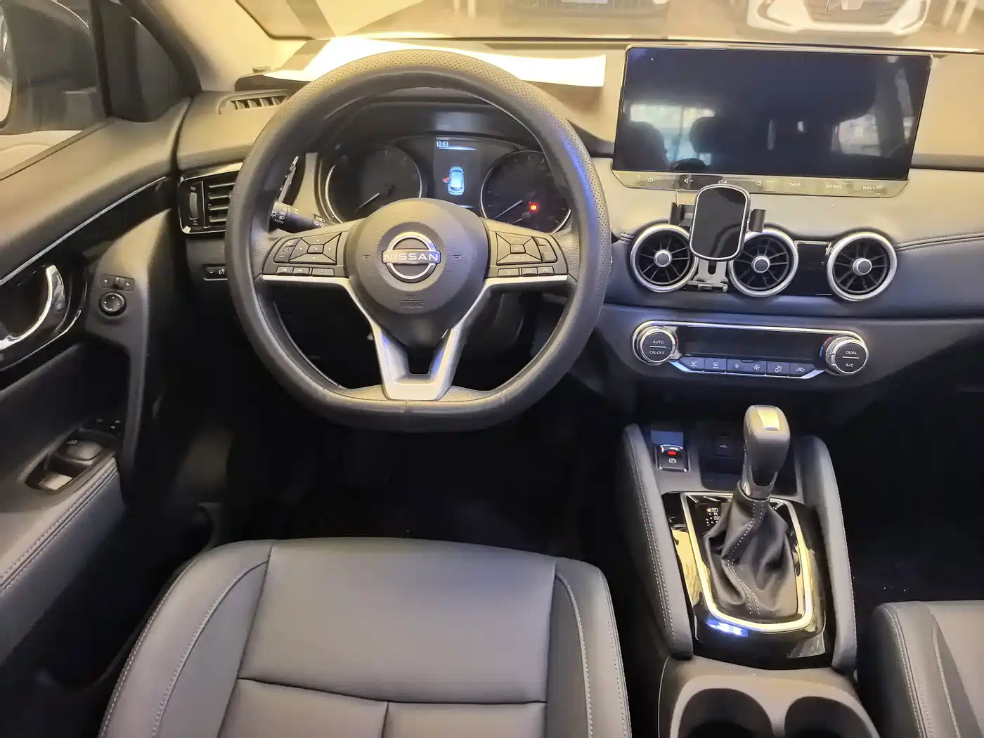 Nissan Qashqai 2025 2025 Facelift Honor 2.0L CVT XV Sincere Edition