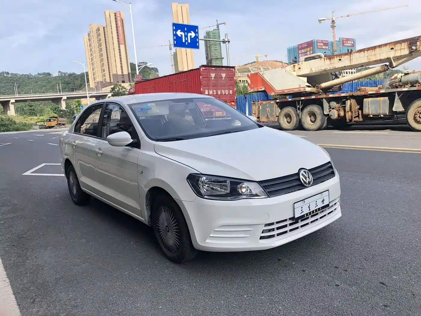 Volkswagen Jetta 2015 1.6L Auto Trend фото 2