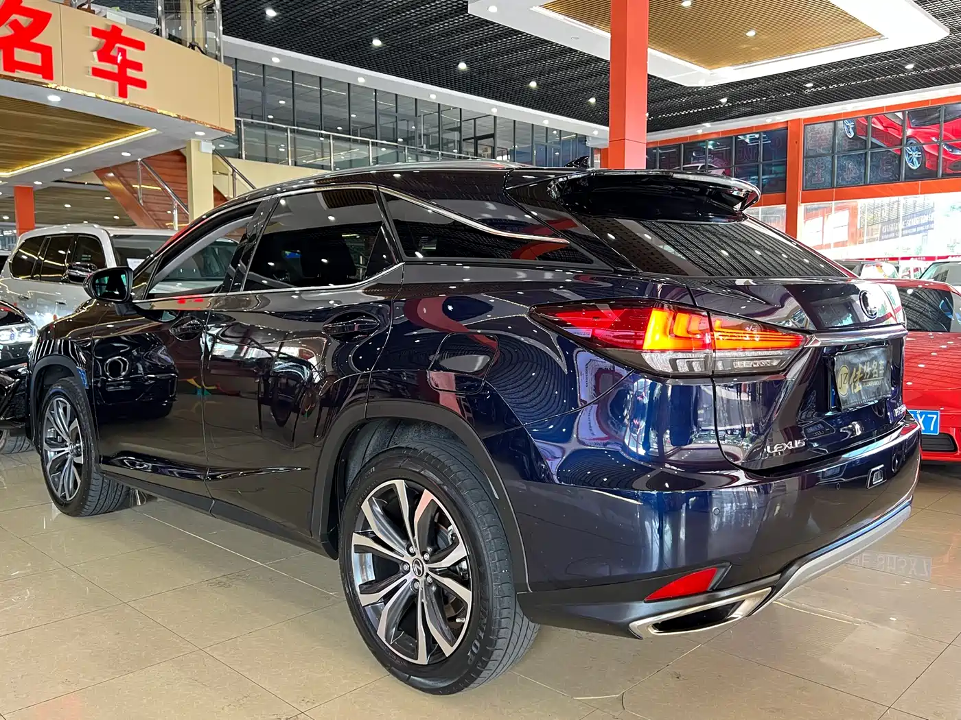 Lexus RX 2020 Facelift 300 AWD Elegance Edition фото 6