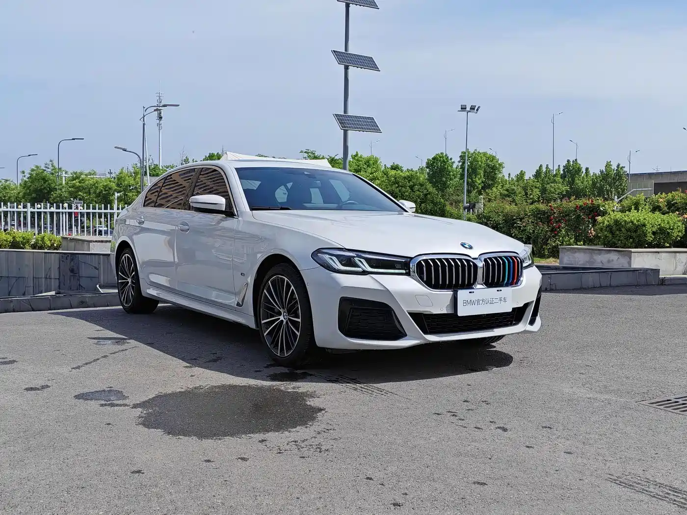 BMW 5 Series 2022 530Li Leading M Sport Package фото 3