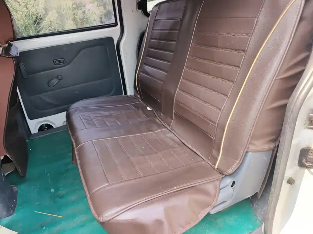 Wuling Motors Wuling Rongguang V 2015 2015 1.2L Basic