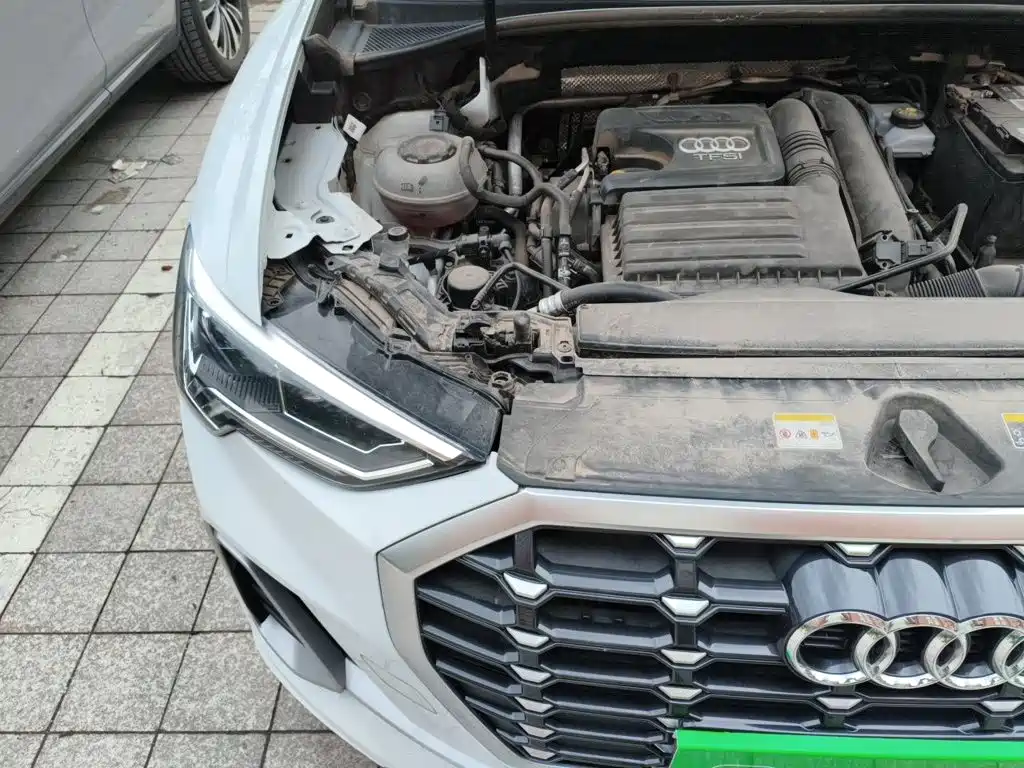 Фото 22 - Audi Q3