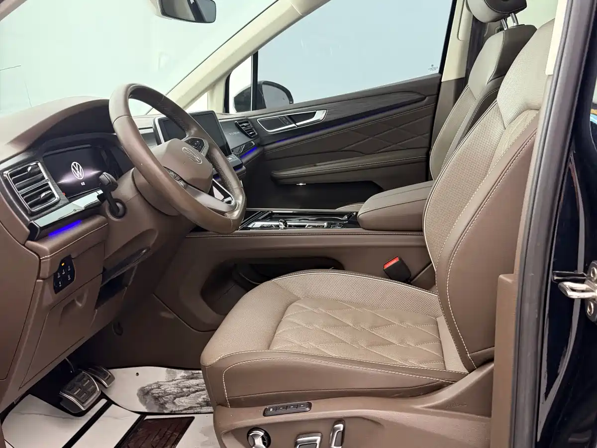 Volkswagen Viloran 2024 380TSI Prestige Edition фото 29