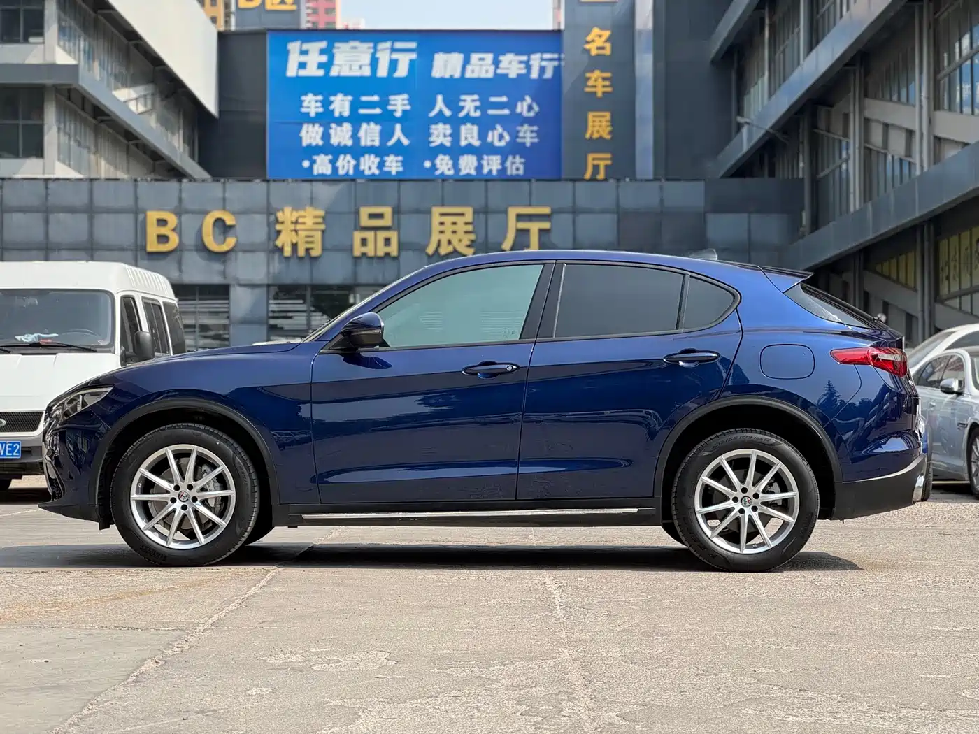 Alfa Romeo Stelvio 2019 2017 2.0T 200HP Elite