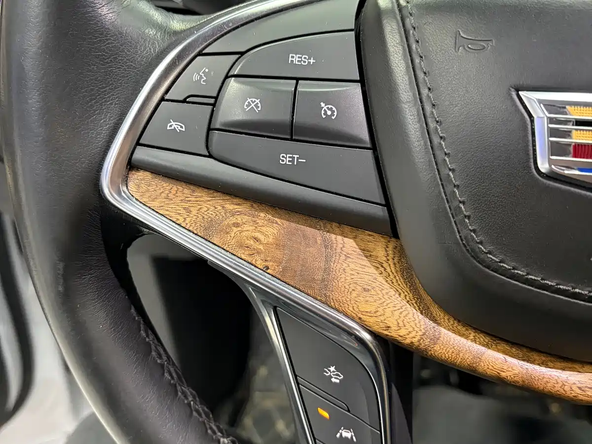 Cadillac XT5 2020 28T AWD Platinum Sport Edition фото 17