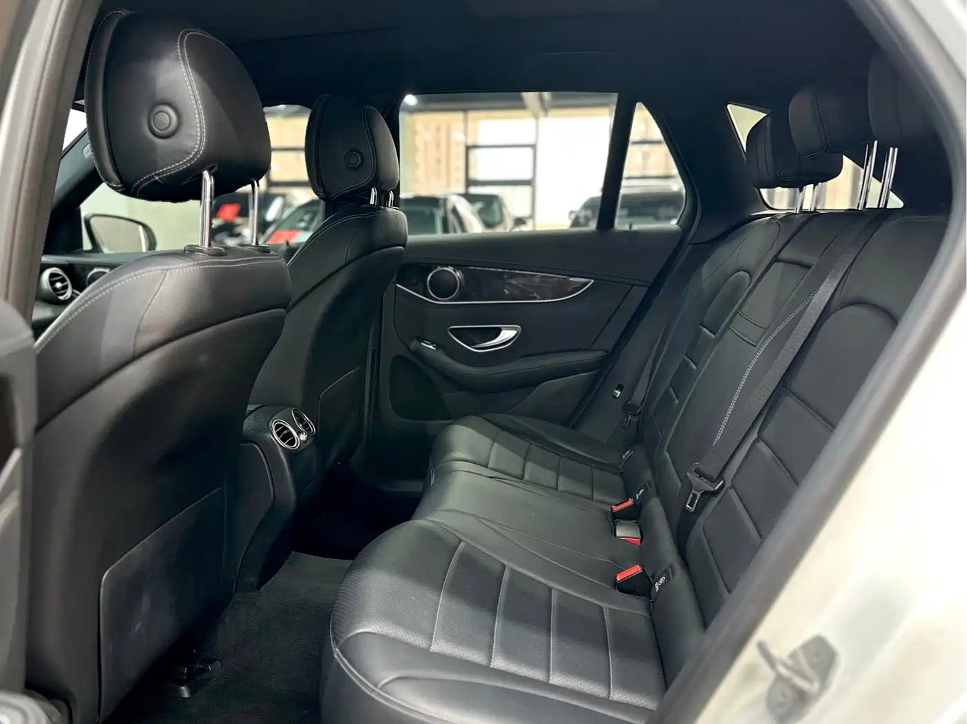 Mercedes-Benz GLC 2016 GLC 260 4MATIC Dynamic фото 8