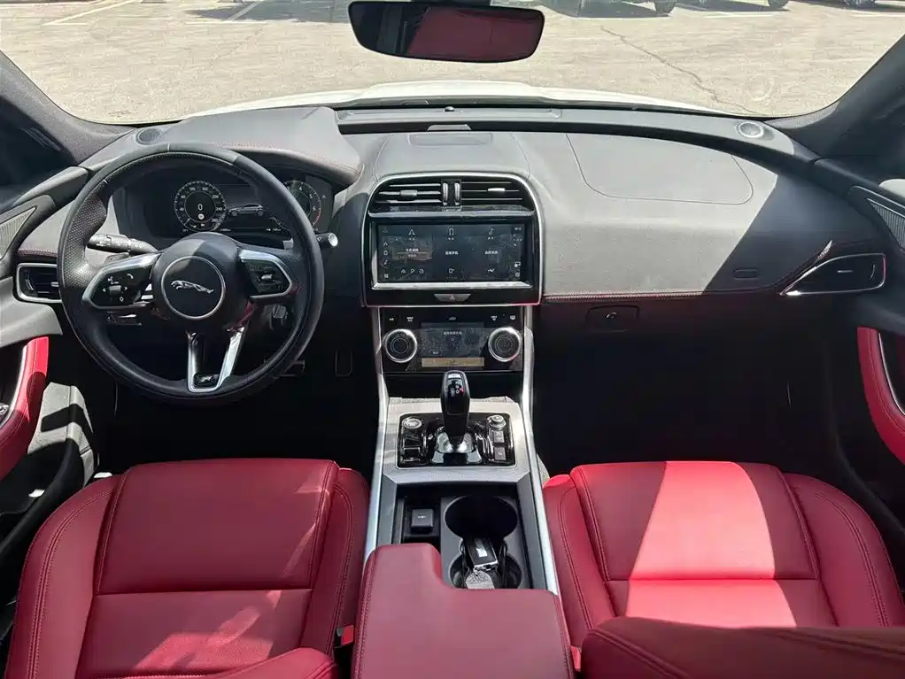 JAGUAR XEL