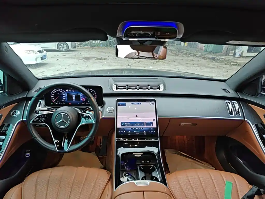 صورة 10 - Mercedes-Benz S-Class