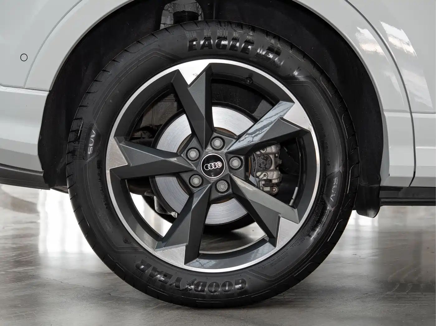 Audi Q3 2023 35 TFSI Fashion Dynamic (1.4T) фото 22