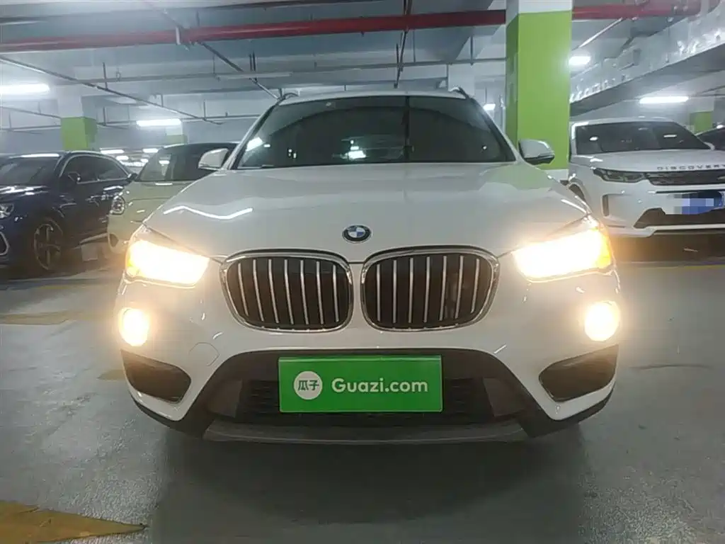 BMW X1 2018 sDrive18Li Fashion Model фото 3