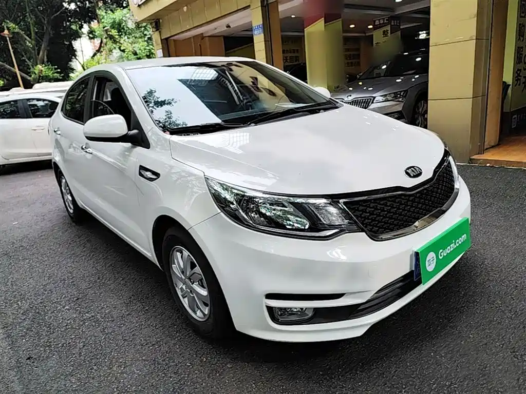 Kia K2 2015 Sedan 1.4L MT GLS фото 4