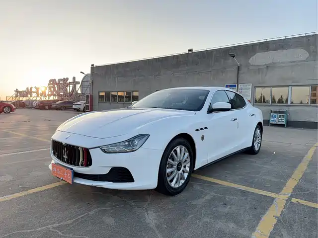 MASERATI GHIBLI