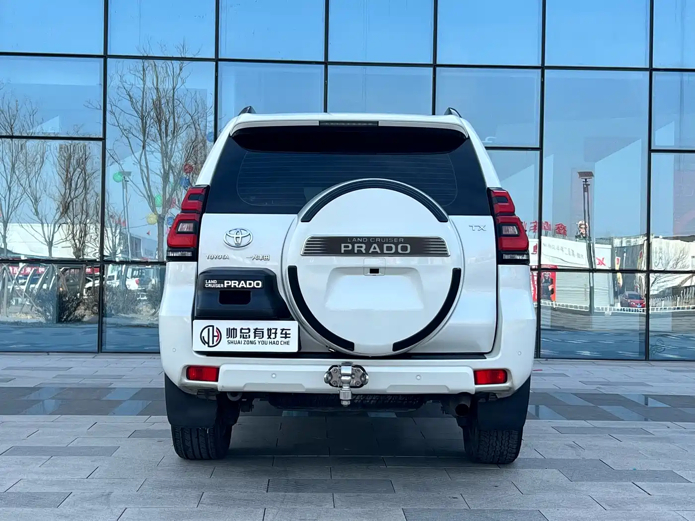 Toyota Prado 2018 3.5L Automatic TX-L Rear-mounted Spare Tire фото 5