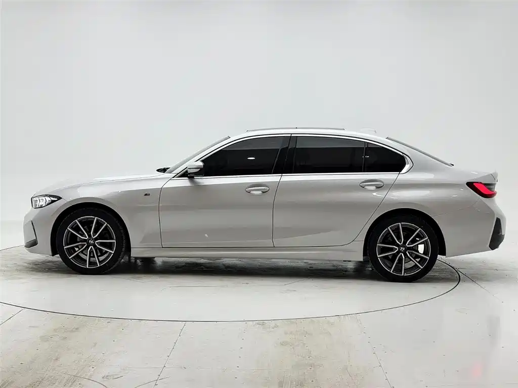 BMW 3 Series 2023 320Li M Sport Package фото 7
