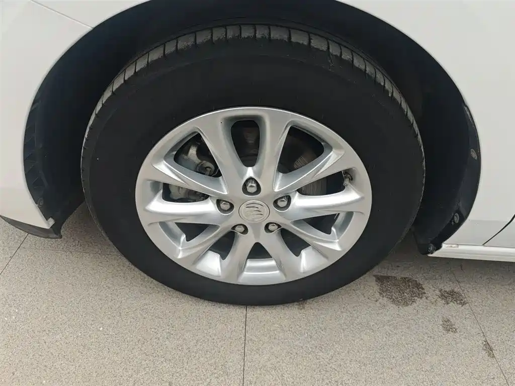 Buick GL6 2019 18T 6-seat Elite China VI фото 25