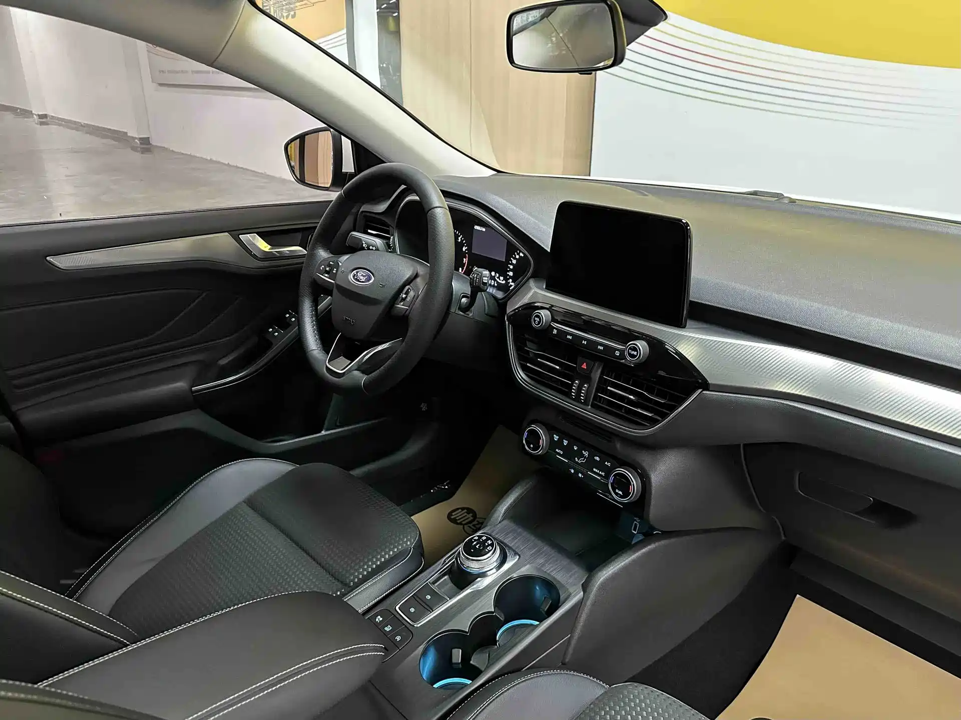 Фото 9 - Ford Focus