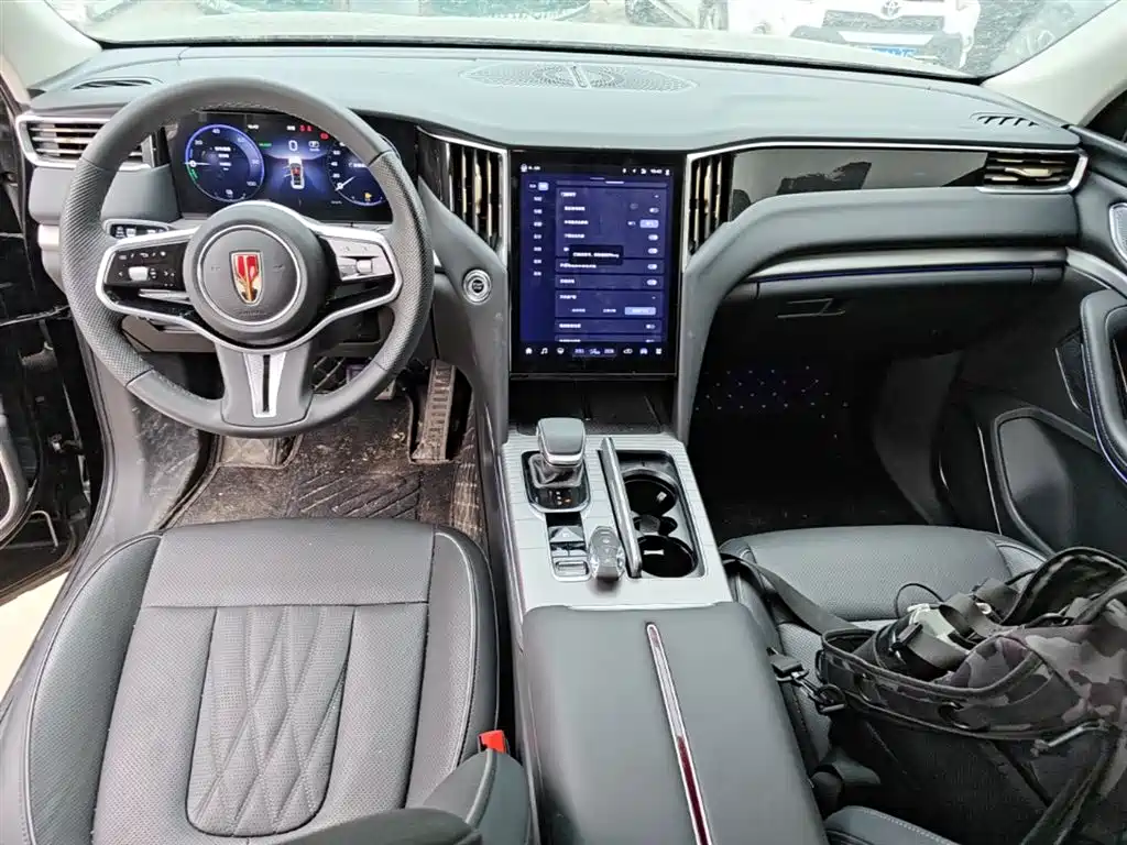 Hongqi HS7 PHEV 2024 2024 2.0T PHEV 4WD Flagship Edition 6-seater