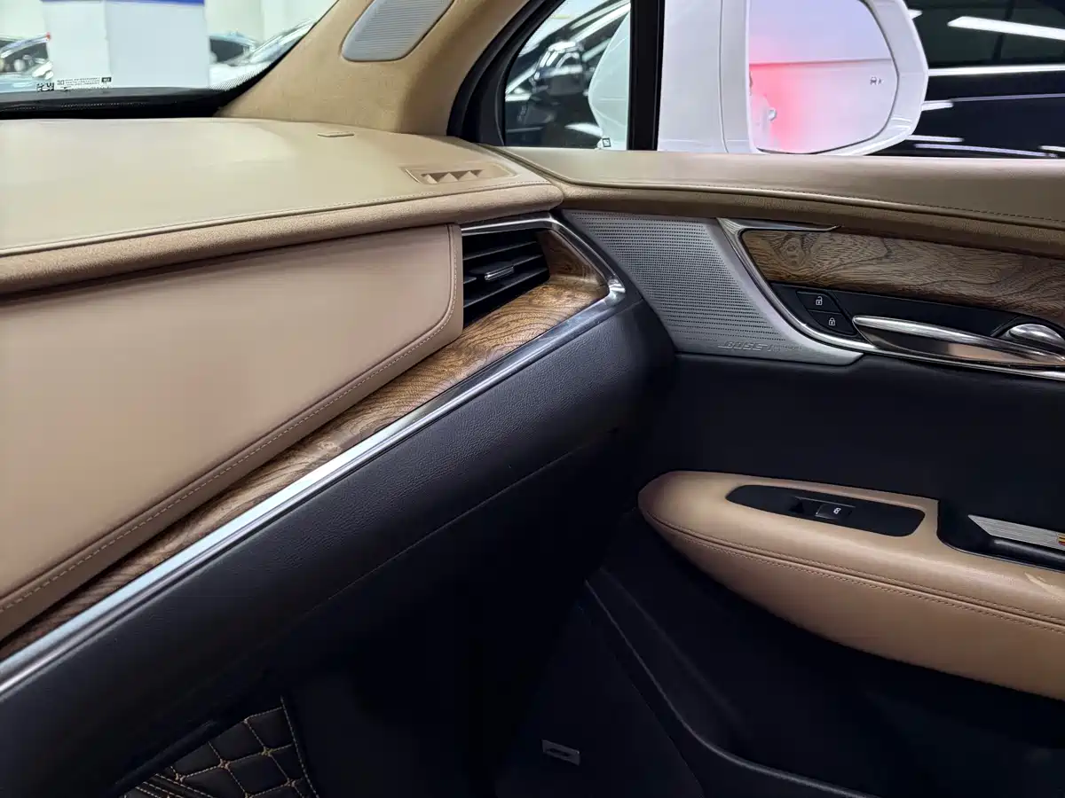 Cadillac XT5 2020 28T AWD Platinum Sport Edition фото 11