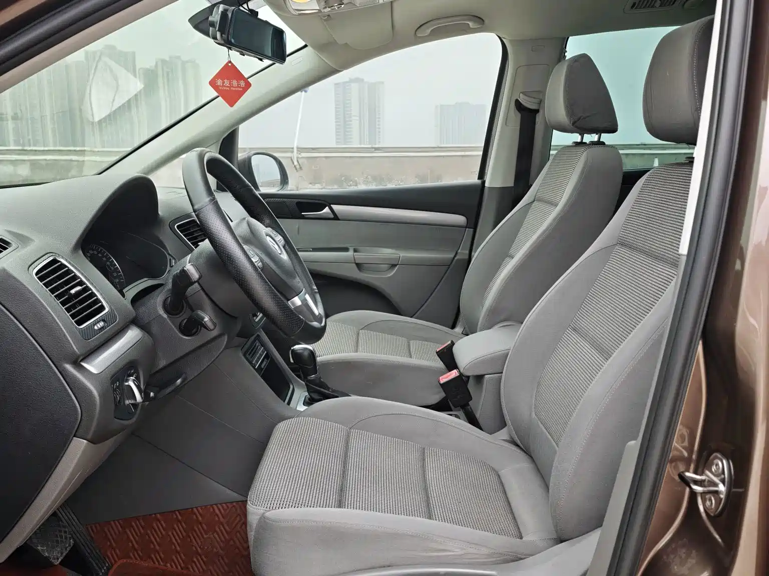 Фото 9 - Volkswagen Sharan