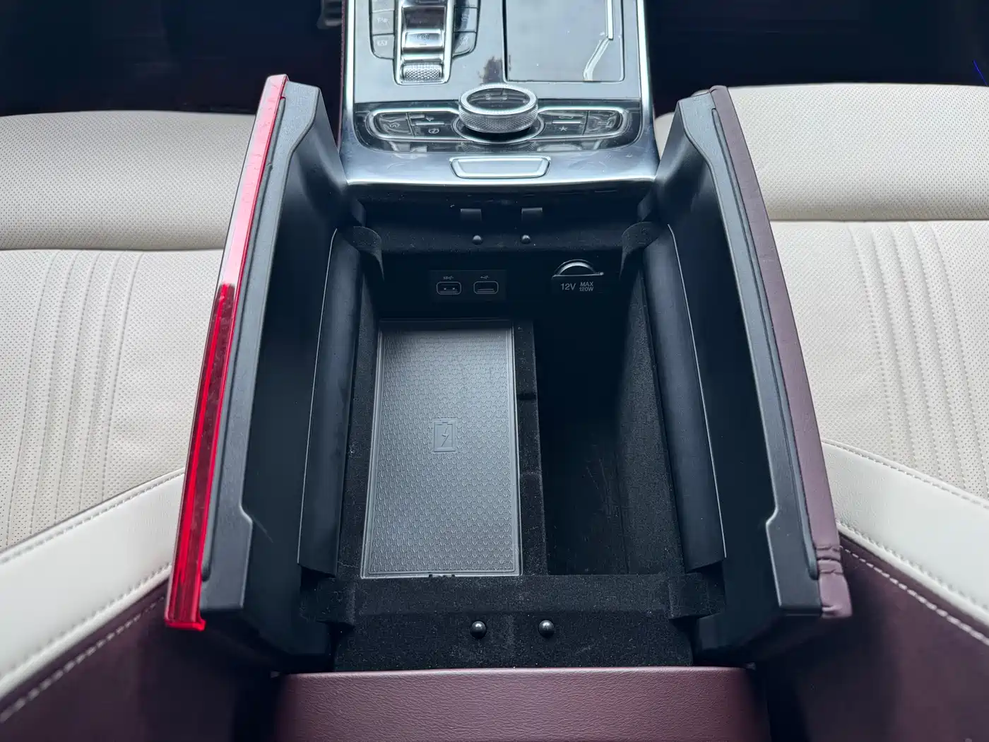 Hongqi H9 2022 2.0T Smart Connect Flag Smooth Edition фото 10