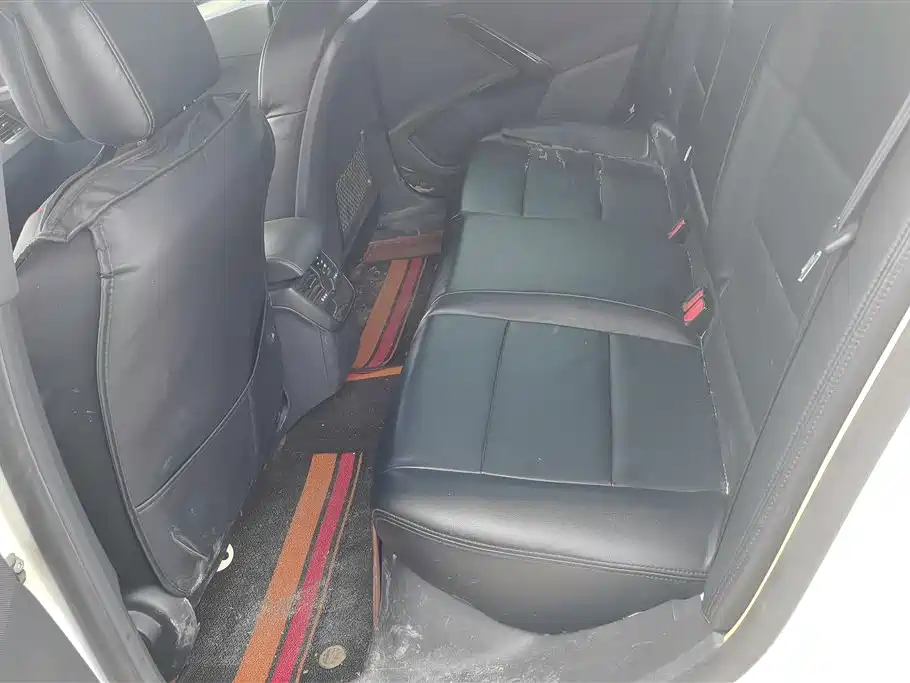 Peugeot 508 2015 2.0L Automatic Zhiyi Edition фото 11