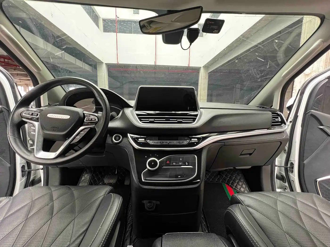 SAIC Maxus Maxus G20 2023 Facelift PLUS 2.0T Diesel Automatic Luxury Edition фото 3