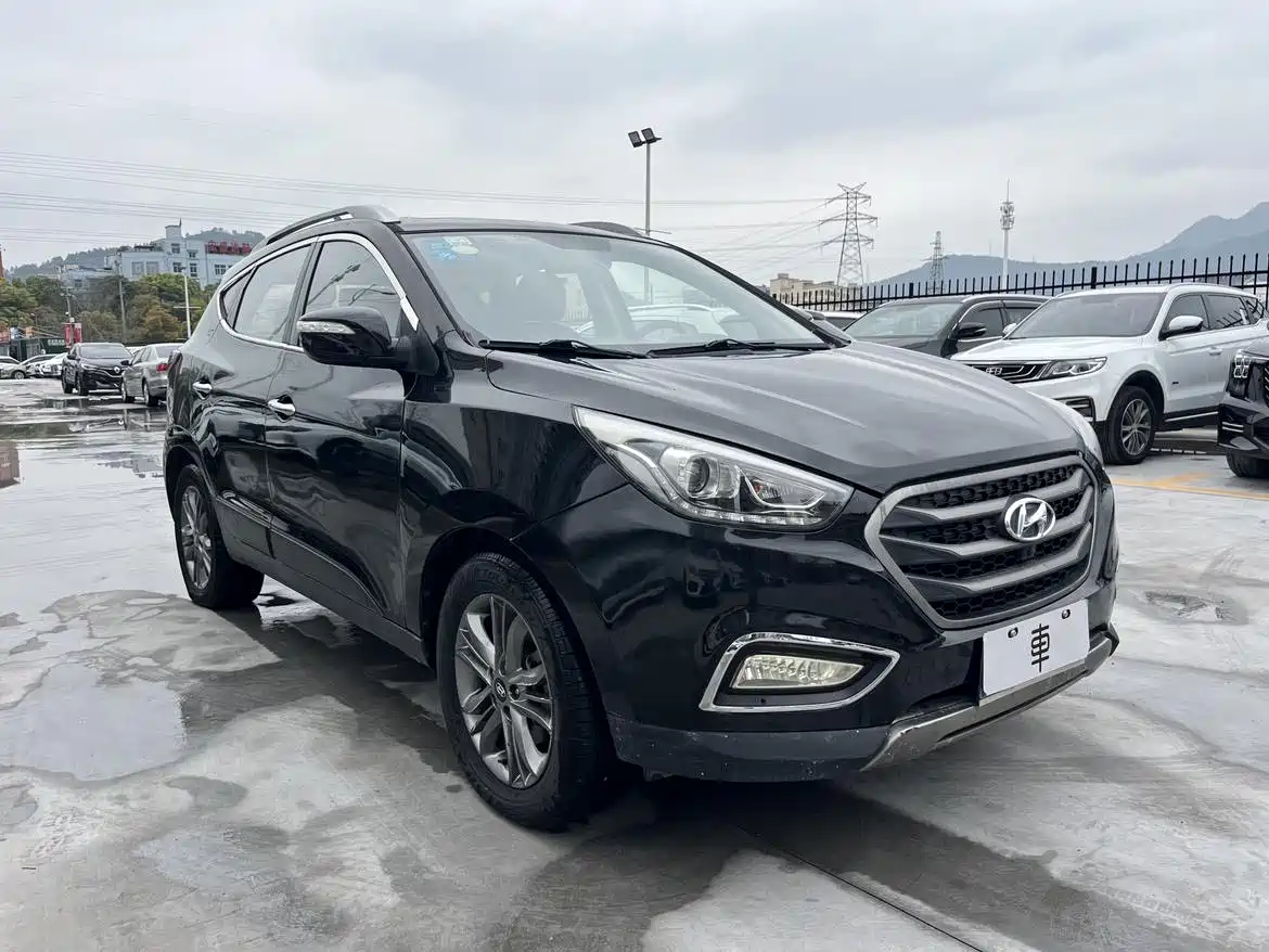 Hyundai Beijing Hyundai ix35 2013 2.0L Automatic 2WD Smart GLS China V фото 2