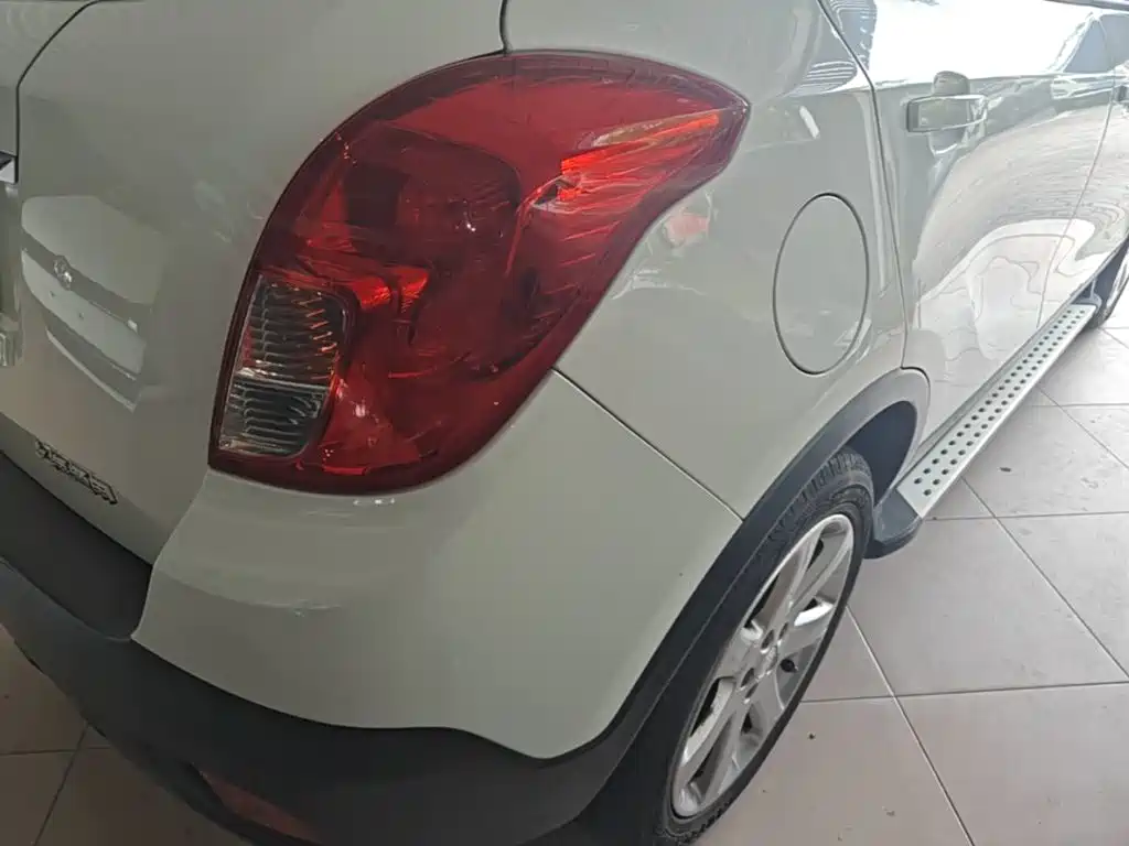 Фото 8 - Buick Encore