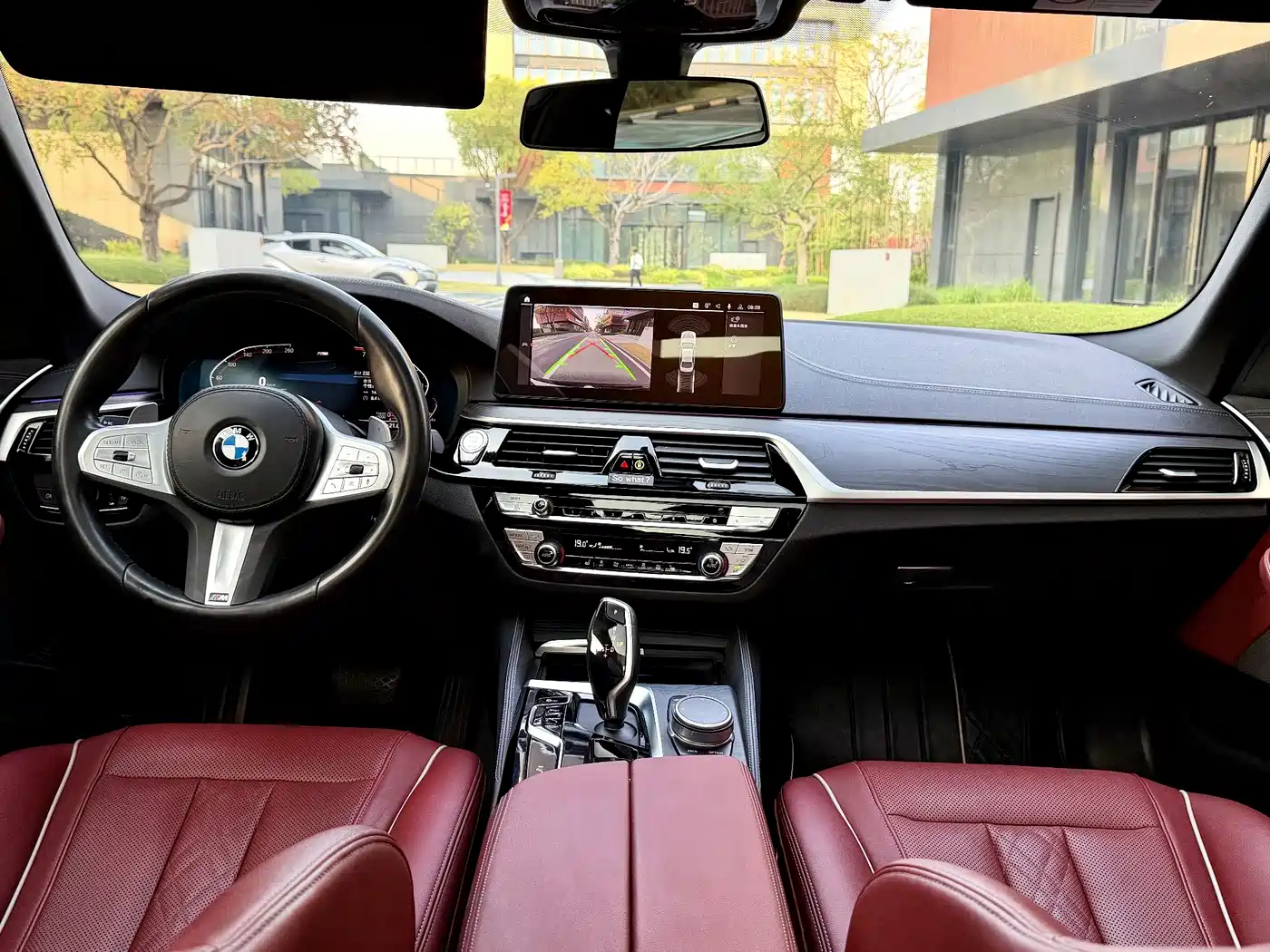 BMW 5 Series 2022 Facelift 530Li Leading M Sport Package фото 5