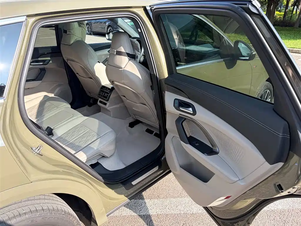 Photo 25 - Audi Q5L