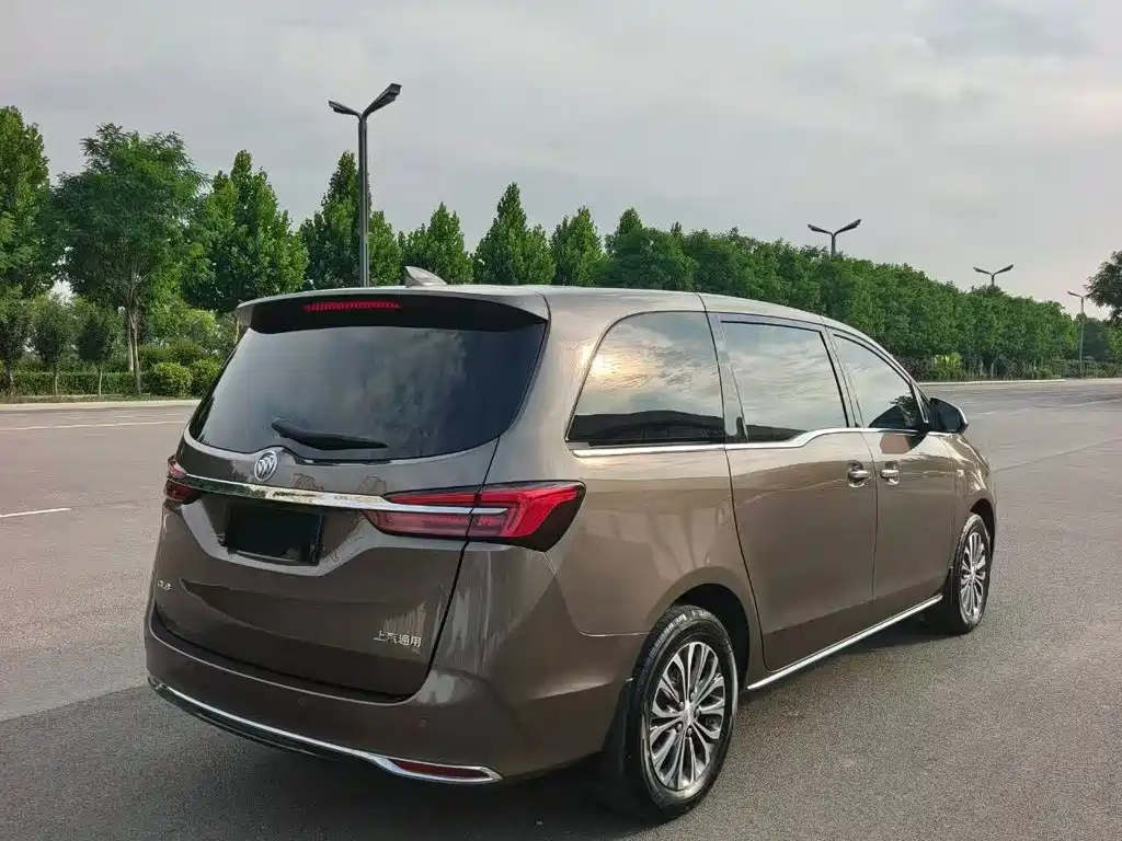 BUICK GL8
