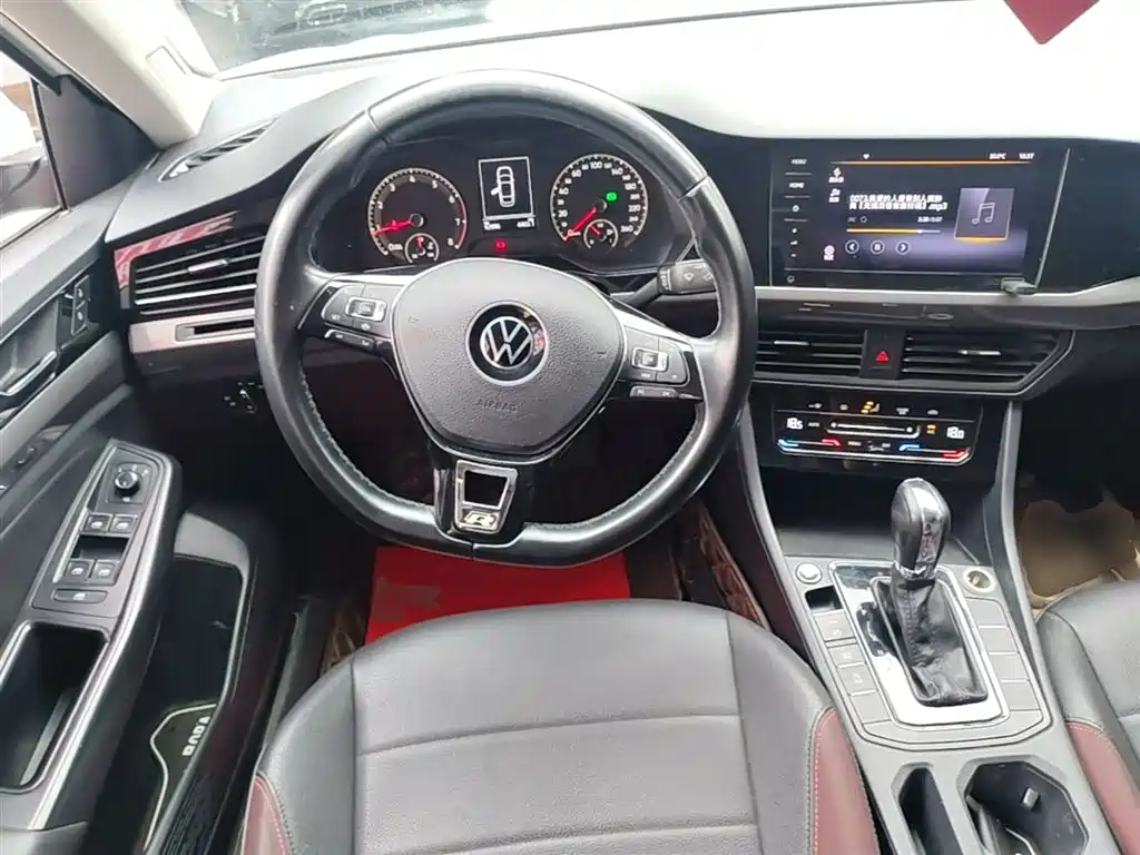 Volkswagen Bora 2021 1.5L Automatic Elite Smart Edition фото 11