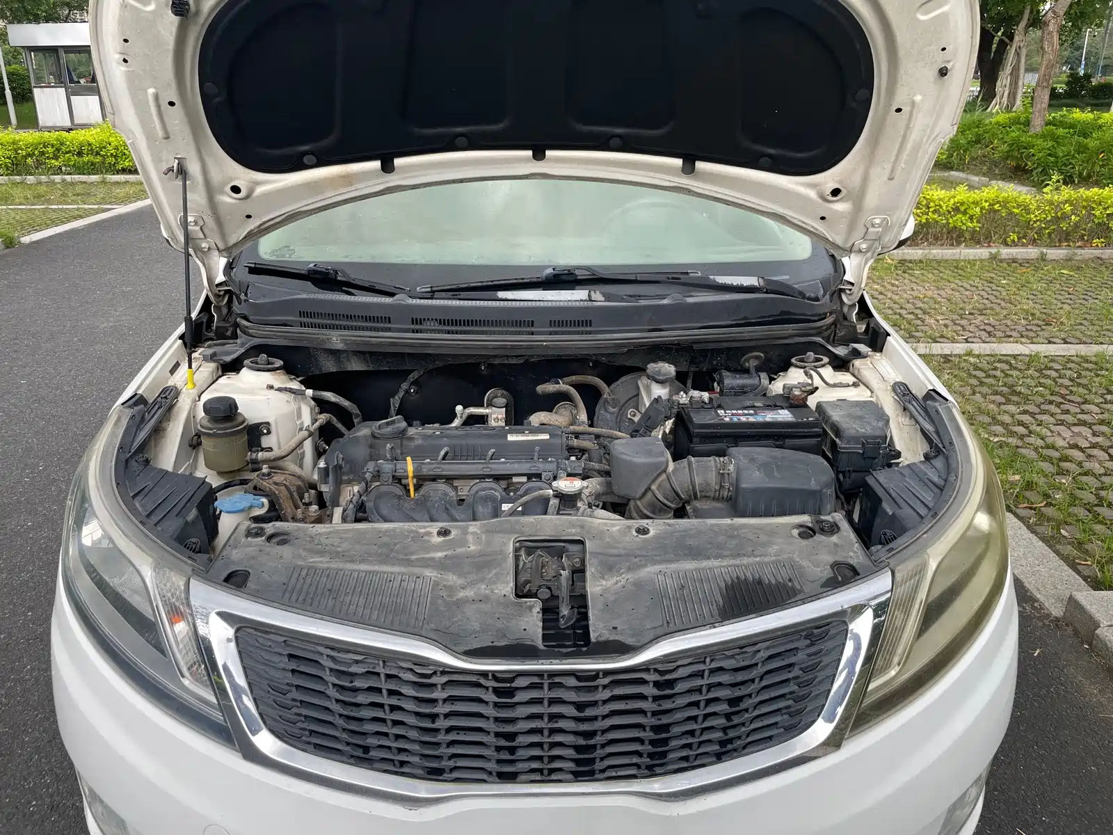 Photo 11 - Kia K2