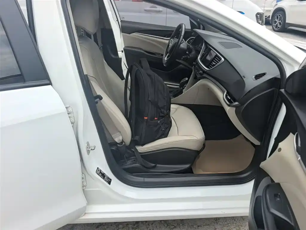 Buick Excelle 2018 15T Dual Clutch Elite (China V) фото 25