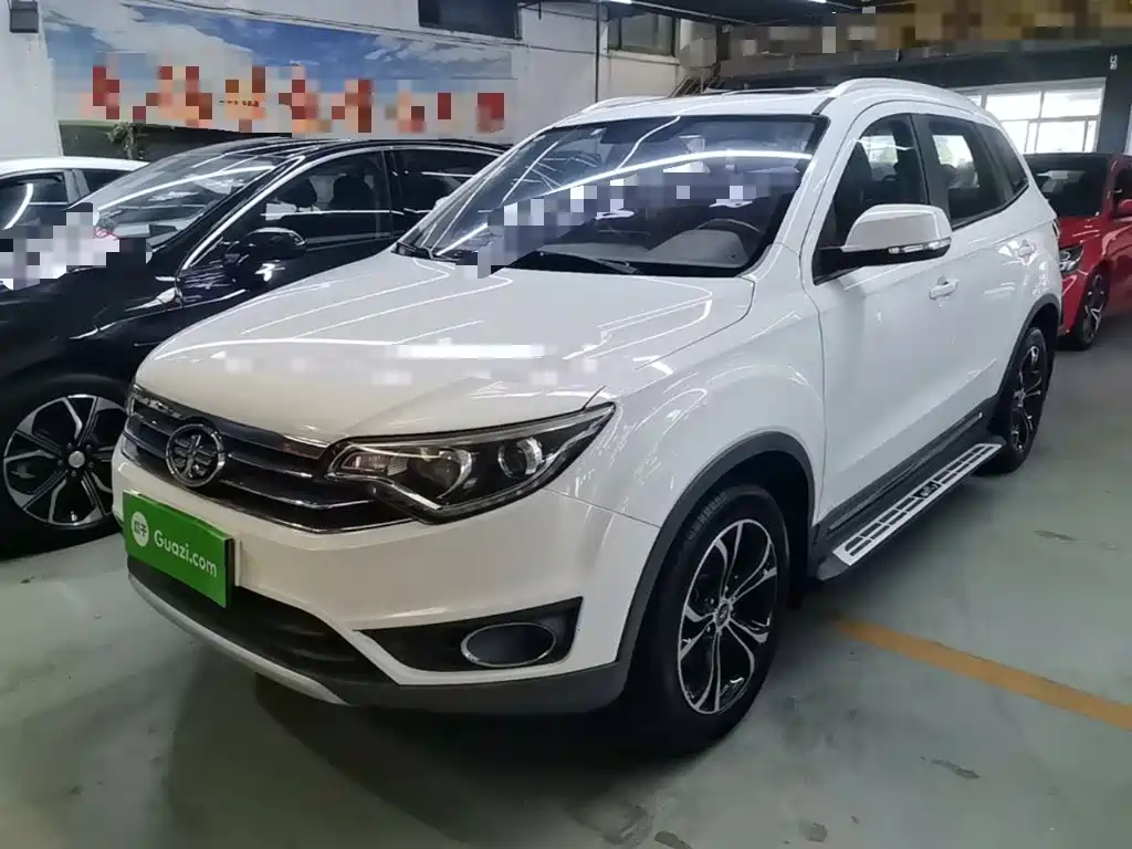 FAW Senya R7 2018 2017 Model 1.6L Automatic Smart