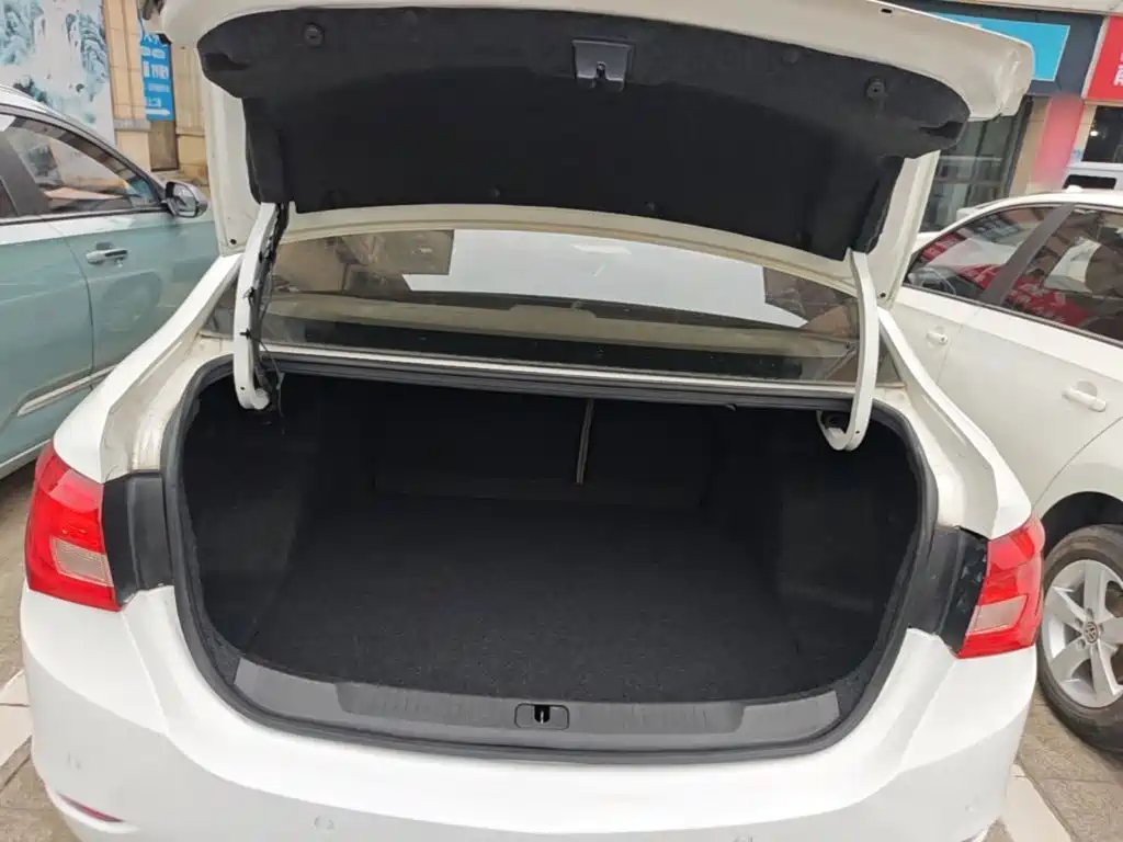 Фото 19 - Buick Excelle