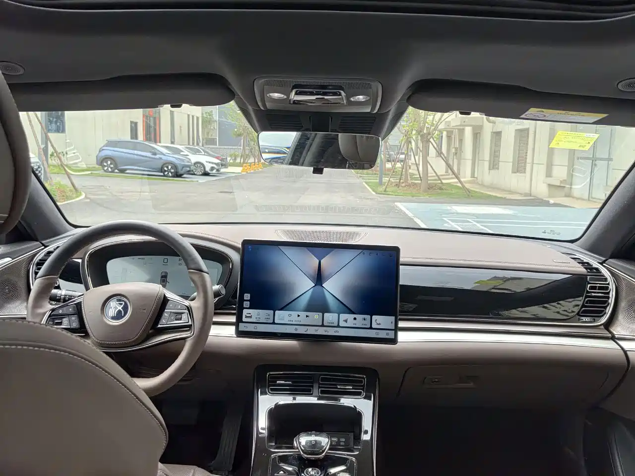 BYD Han 2025 DM-i Smart Driving Edition 125KM LiDAR Flagship фото 8