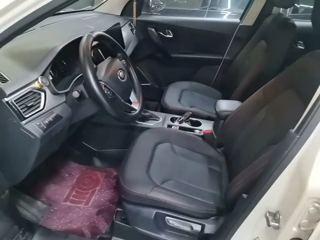 FAW Senya R7 2018 2017 Model 1.6L Automatic Smart