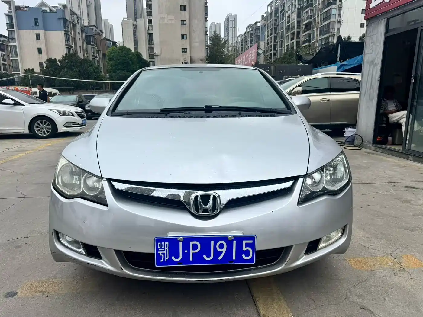 CIIMO CIIMO 2014 2012 1.8L Automatic