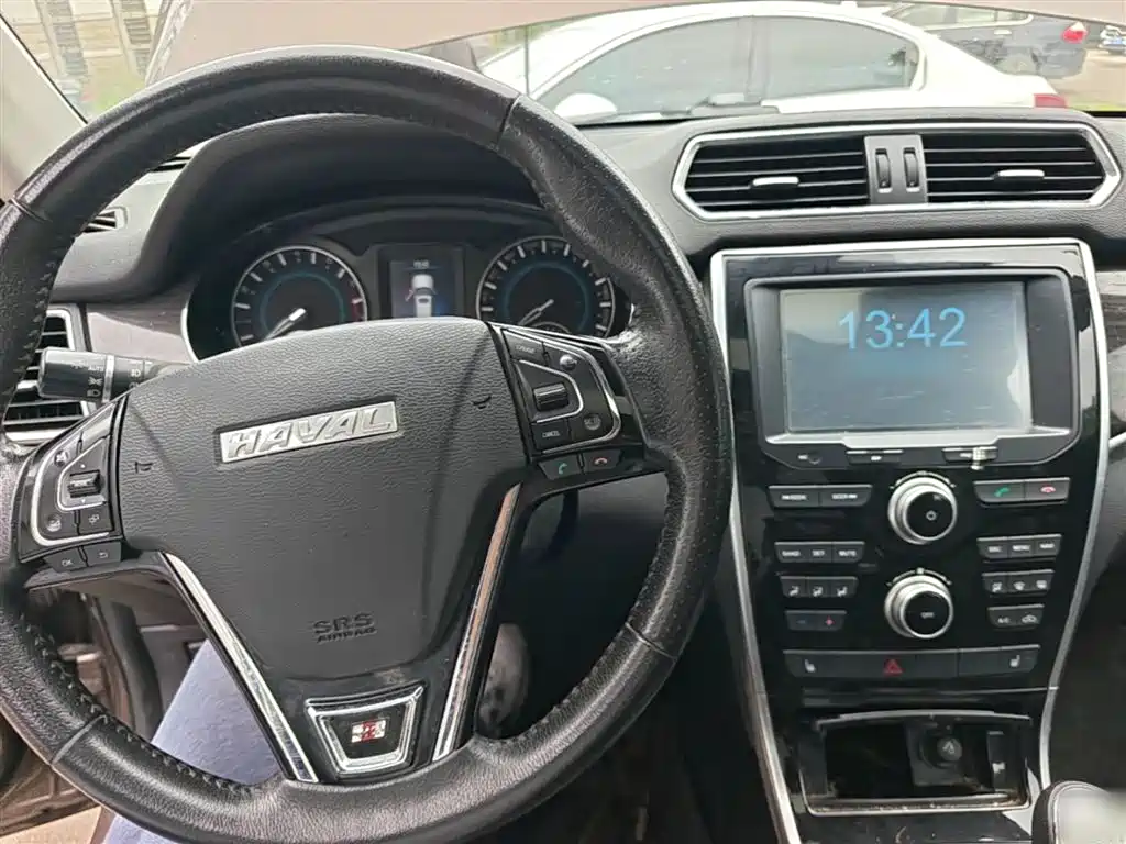 Haval H2 2016 Red Label 1.5T Manual 2WD Elite фото 10