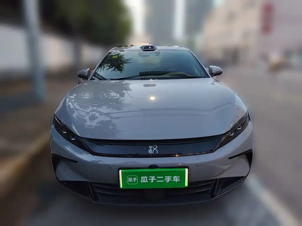 BYD Han 2025 2025 DM-i Smart Driving Edition 125KM Honor