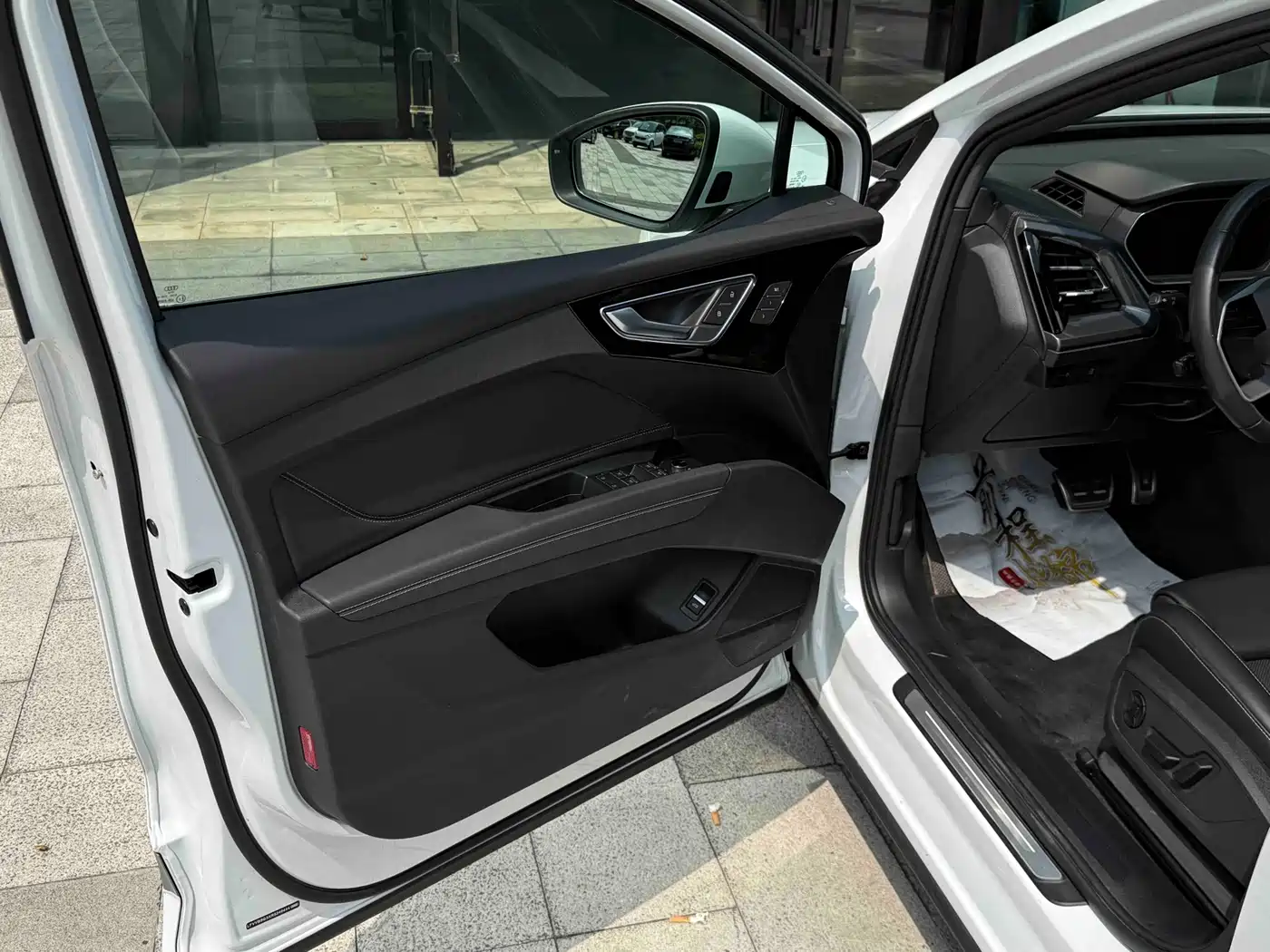 Audi Q4 e-tron 2025 2024 40 e-tron Creation Edition