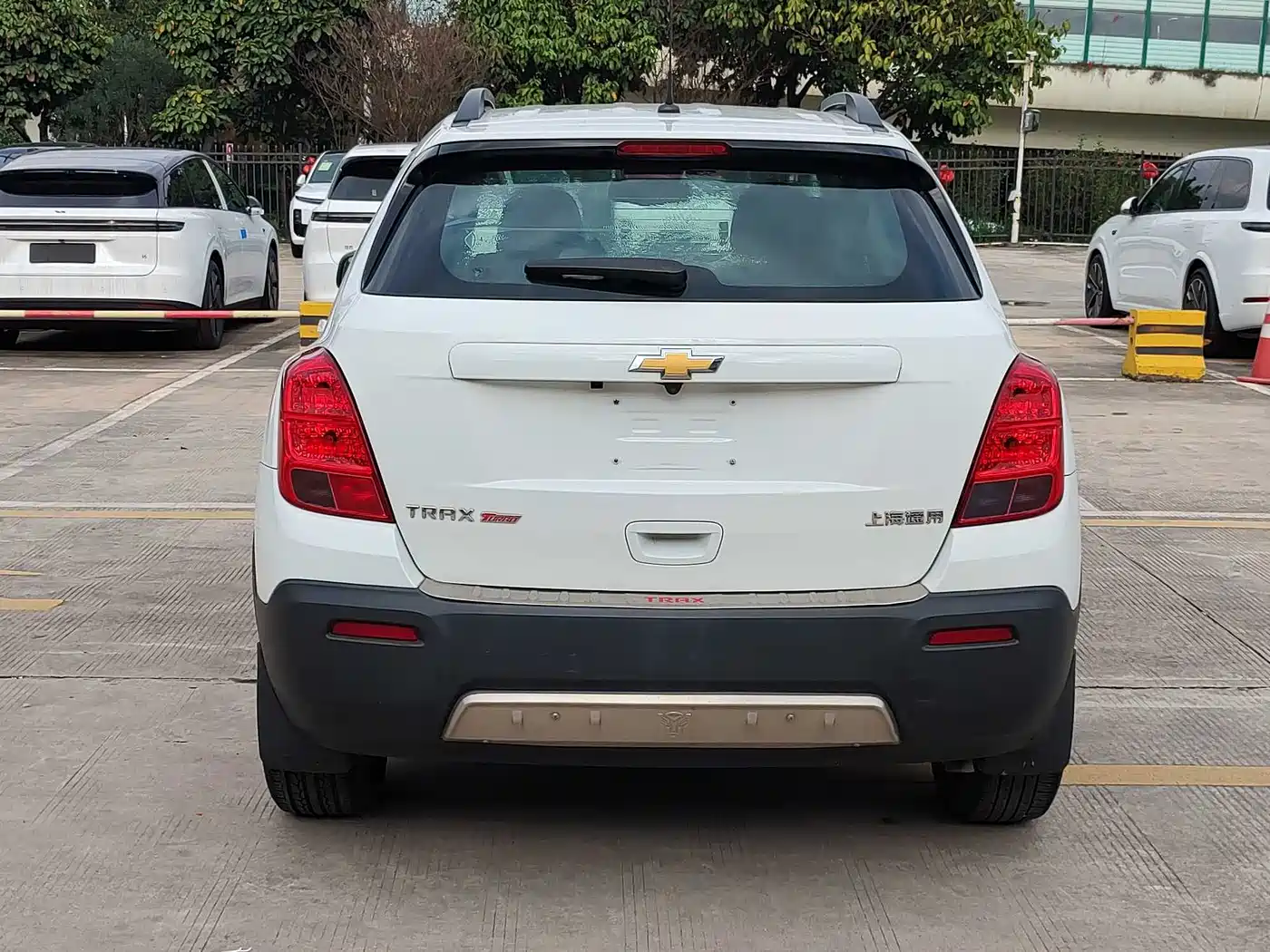 Chevrolet Trax 2016 1.4T Manual 2WD Comfort Sunroof Edition фото 5