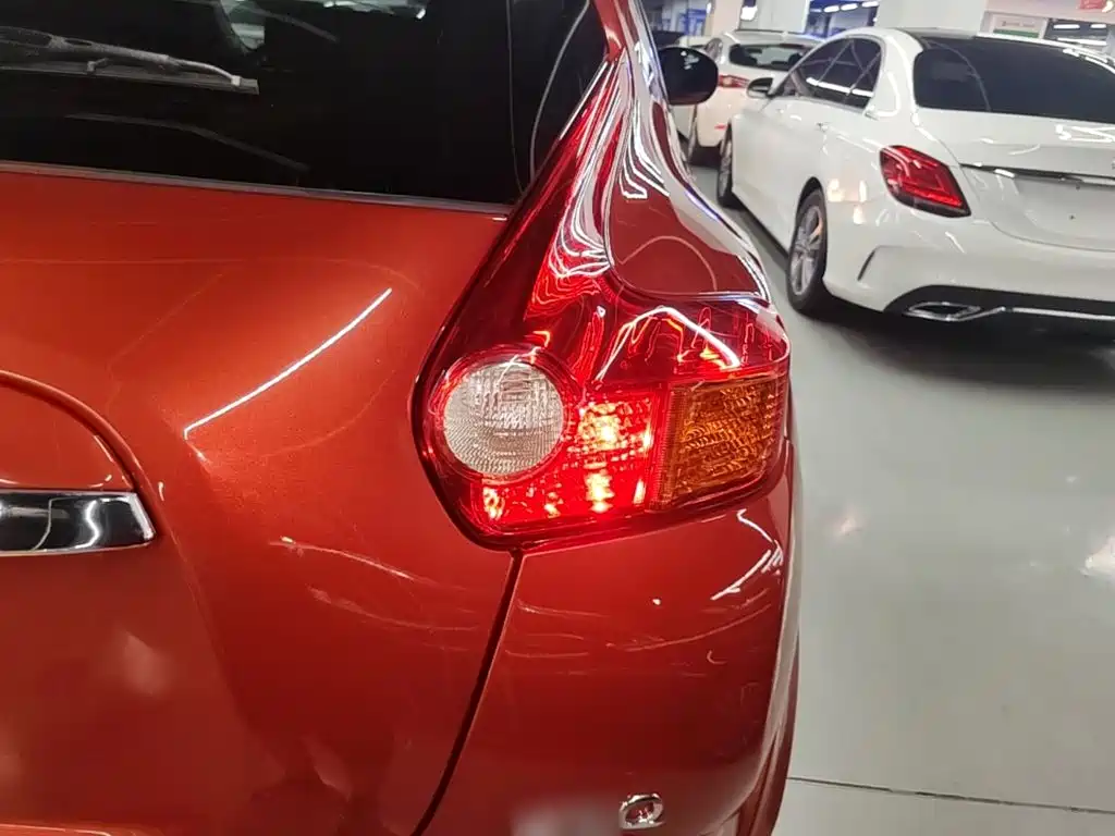 Infiniti ESQ 2019 2014 1.6L Free Edition