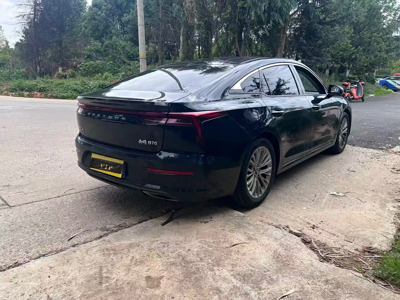 Besturn B70 2024 2023 Model 3rd Gen 1.5T Automatic Joy 70th Anniversary Edition