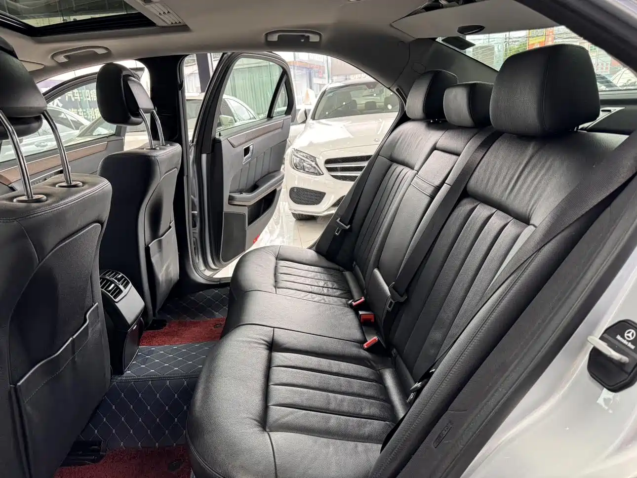 Mercedes-Benz E-Class (Import) 2010 E 200 CGI Elegance фото 7